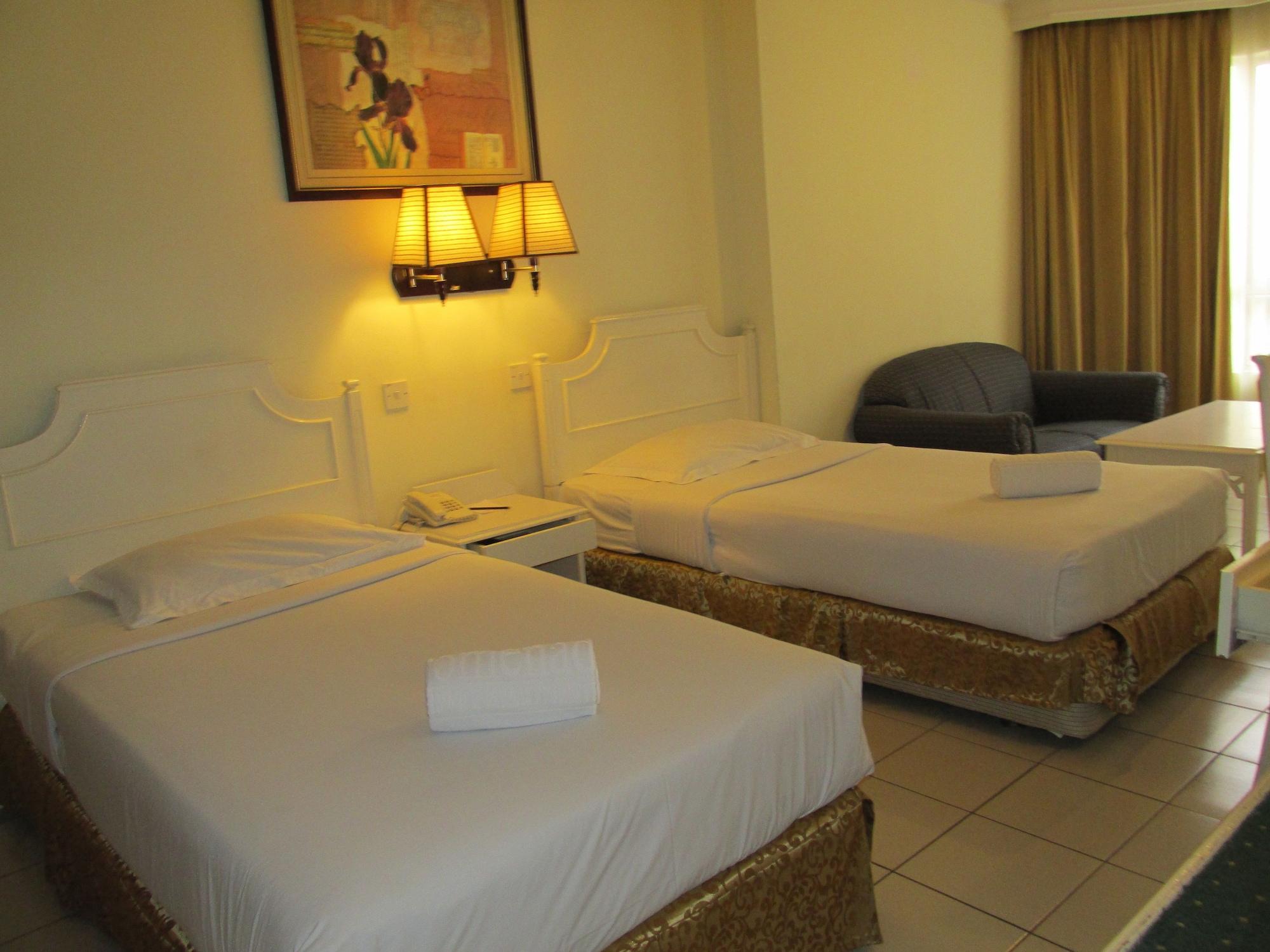 Promenade Service Apartment Kota Kinabalu Eksteriør bilde