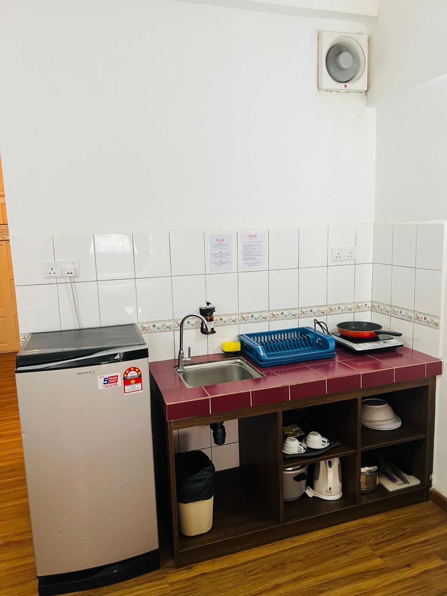 Promenade Service Apartment Kota Kinabalu Eksteriør bilde