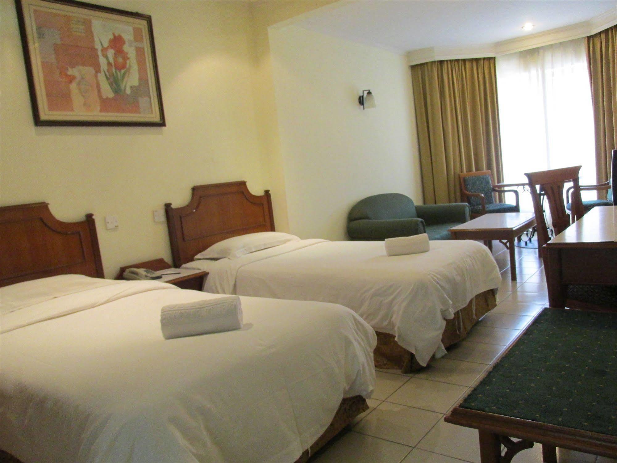 Promenade Service Apartment Kota Kinabalu Eksteriør bilde