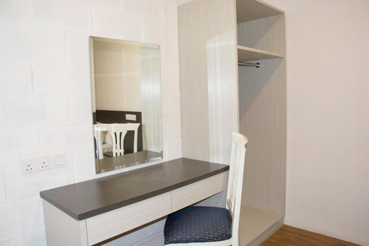 Promenade Service Apartment Kota Kinabalu Eksteriør bilde